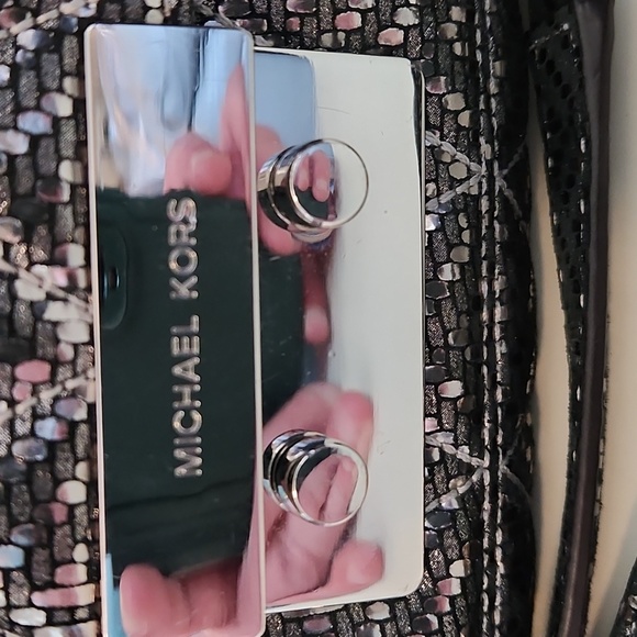 MK Quilted Purse - Picture 2 of 13